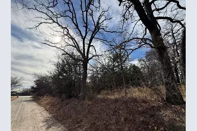 2 Summit Oaks Circle, Denison, TX 75020 - Photo 15