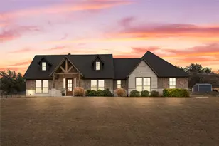 916 Silverleaf Dr, Weatherford, TX 76085 - Photo 1