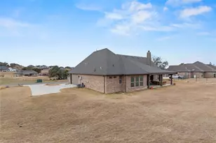 916 Silverleaf Dr, Weatherford, TX 76085 - Photo 5