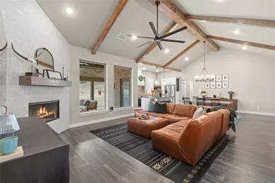 916 Silverleaf Drive, Weatherford, TX 76085 - Photo 11