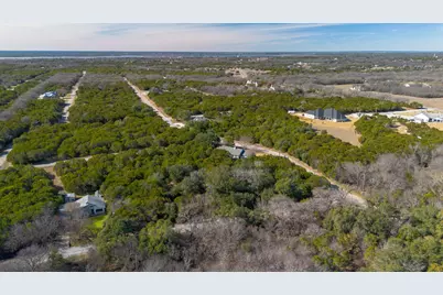 25083 Woodhaven Drive, Whitney, TX 76692 - Photo 5