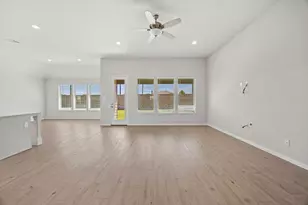 718 Tinsley Mdws Dr, Van Alstyne, TX 75495 - Photo 5