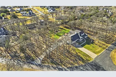 111 Lone Star Drive, Gainesville, TX 76240 - Photo 3