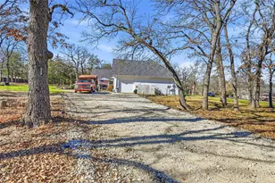 111 Lone Star Dr, Gainesville, TX 76240 - Photo 7