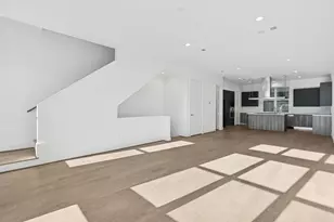 3040 Chimes St, Dallas, TX 75219 - Photo 5