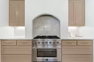 309 Eastwood Ave, Fort Worth, TX 76107 - Photo 9