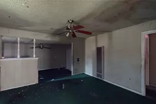 3221 New York Ave, Fort Worth, TX 76110 - Photo 3