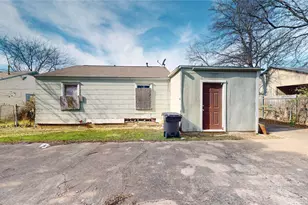 3221 New York Ave, Fort Worth, TX 76110 - Photo 9