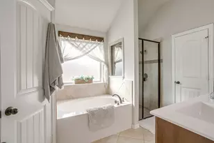 8005 Canyon Ridge Dr, Godley, TX 76044 - Photo 25