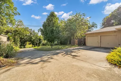 2972 Maydelle Lane, Farmers Branch, TX 75234 - Photo 29
