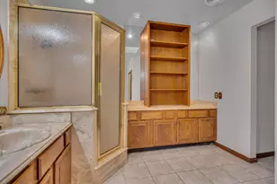 2972 Maydelle Ln, Farmers Branch, TX 75234 - Photo 21