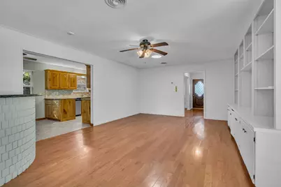 2972 Maydelle Lane, Farmers Branch, TX 75234 - Photo 11