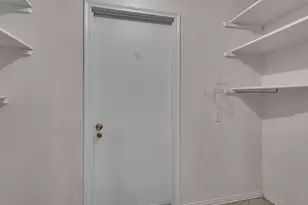 2972 Maydelle Ln, Farmers Branch, TX 75234 - Photo 25