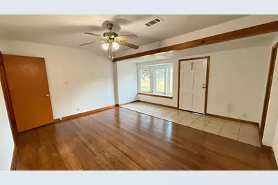 227 W Center Street, Duncanville, TX 75116 - Photo 5