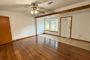 227 W Center St, Duncanville, TX 75116 - Photo 5