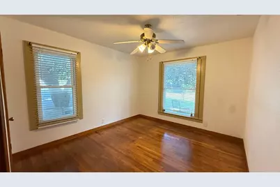 227 W Center Street, Duncanville, TX 75116 - Photo 11