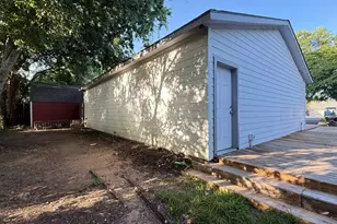 227 W Center St, Duncanville, TX 75116 - Photo 23