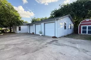 227 W Center St, Duncanville, TX 75116 - Photo 25