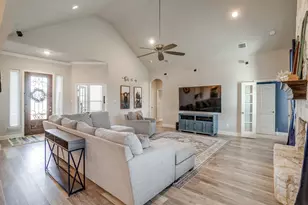 7912 Loma Ln, Godley, TX 76044 - Photo 7