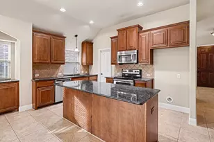 12313 Treeline Dr, Fort Worth, TX 76036 - Photo 11