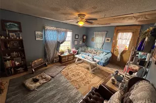 230 N Elm Ave, Munday, TX 76371 - Photo 3