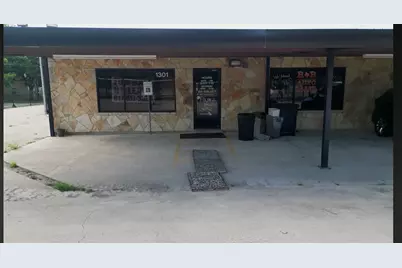 1301 E Henderson Street, Cleburne, TX 76031 - Photo 3