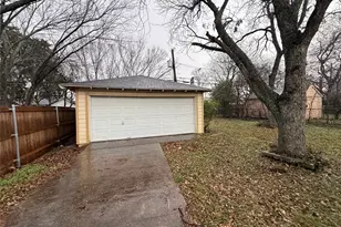 1018 E Waco Ave, Dallas, TX 75216 - Photo 7