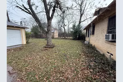 1018 E Waco Avenue, Dallas, TX 75216 - Photo 5