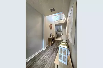 420 N Hill Avenue, Dallas, TX 75246 - Photo 3