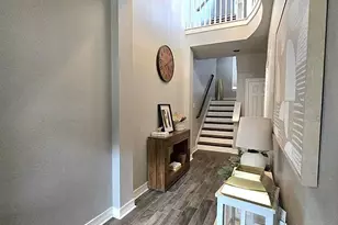 420 N Hill Ave, Dallas, TX 75246 - Photo 3