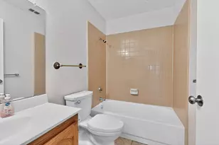 3836 O B Crowe Dr, Dallas, TX 75227 - Photo 31