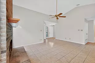 3836 O B Crowe Dr, Dallas, TX 75227 - Photo 21