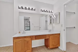 3836 O B Crowe Dr, Dallas, TX 75227 - Photo 25