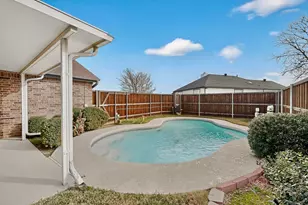 3836 O B Crowe Dr, Dallas, TX 75227 - Photo 35