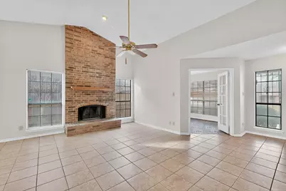 3836 O B Crowe Drive, Dallas, TX 75227 - Photo 3