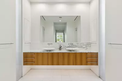 51 Vanguard Way, Dallas, TX 75243 - Photo 17