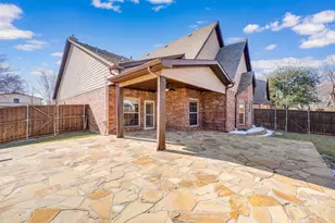 223 Wood St, Grapevine, TX 76051 - Photo 35