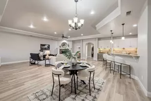 223 Wood St, Grapevine, TX 76051 - Photo 15