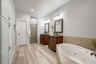 223 Wood St, Grapevine, TX 76051 - Photo 25