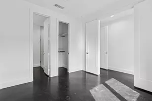 3032 Chimes St, Dallas, TX 75219 - Photo 25