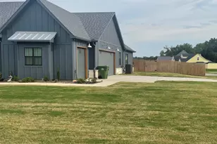 1137 County Rd 337, Glen Rose, TX 76043 - Photo 3