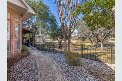 1216 Lake Point Circle, McKinney, TX 75072 - Photo 33