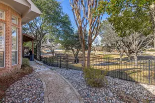 1216 Lake Point Cir, McKinney, TX 75072 - Photo 33