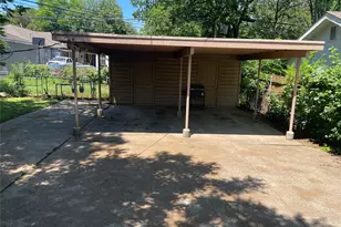 2421 S Tyler St, Dallas, TX 75224 - Photo 13