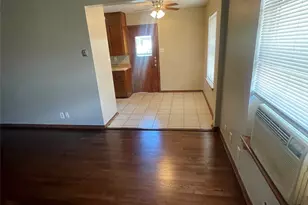 2421 S Tyler St, Dallas, TX 75224 - Photo 3