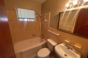 2421 S Tyler St, Dallas, TX 75224 - Photo 11