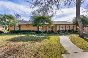 1820 Jamaica Ln, Sherman, TX 75092 - Photo 1