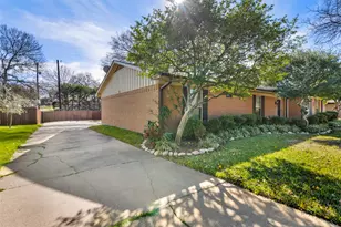 1820 Jamaica Ln, Sherman, TX 75092 - Photo 3