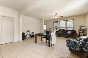 1313 Meadowlakes Dr, Azle, TX 76020 - Photo 15