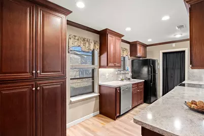 102 N Valley Street, Red Oak, TX 75154 - Photo 11